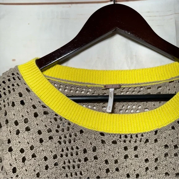 Free People • Sweater • Crop • Crochet • Home Run • Medium - Picture 5 of 10